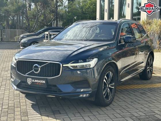 VOLVO XC60 2.0 D5 DIESEL MOMENTUM AWD GEARTRONIC VOLVO XC60 2.0 D5 DIESEL MOMENTUM AWD GEARTRONIC